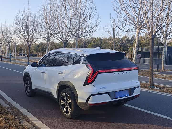 Geely Atlas L 2025 2025款 第四代 1.5TD DCT 山河