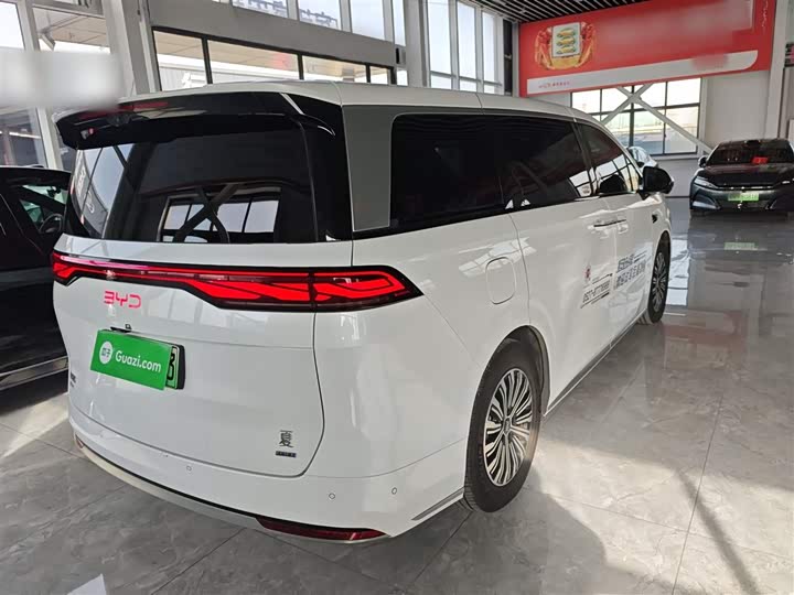 BYD Xia 2025 2025款 DM-i 1.5T 180km 卓越型