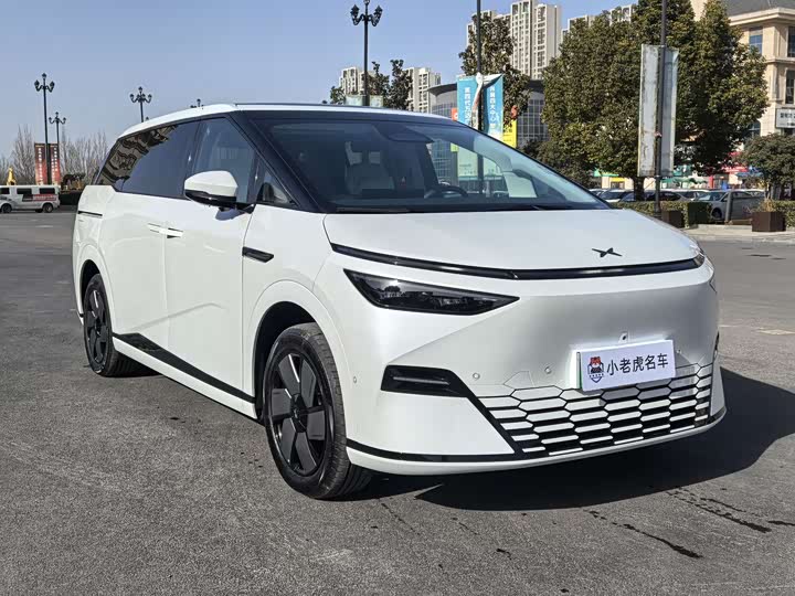 XPeng X9 2025 2025款 纯电 650长续航 Max