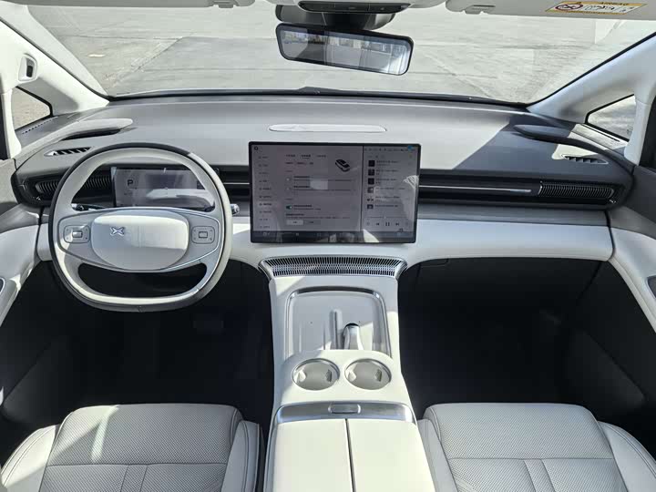 XPeng X9 2025 2025款 纯电 650长续航 Max