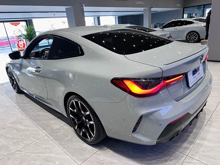 BMW 4 Series 2024 2024款 430i M运动曜夜套装