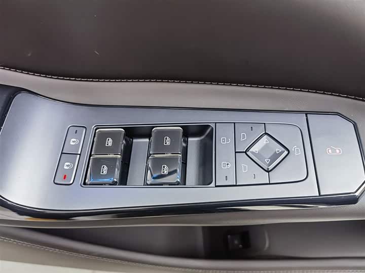 Denza Z9 2024 2024款 1100km 四驱Max版