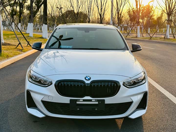 BMW 1 Series 2023 2023款 125i M运动曜夜版
