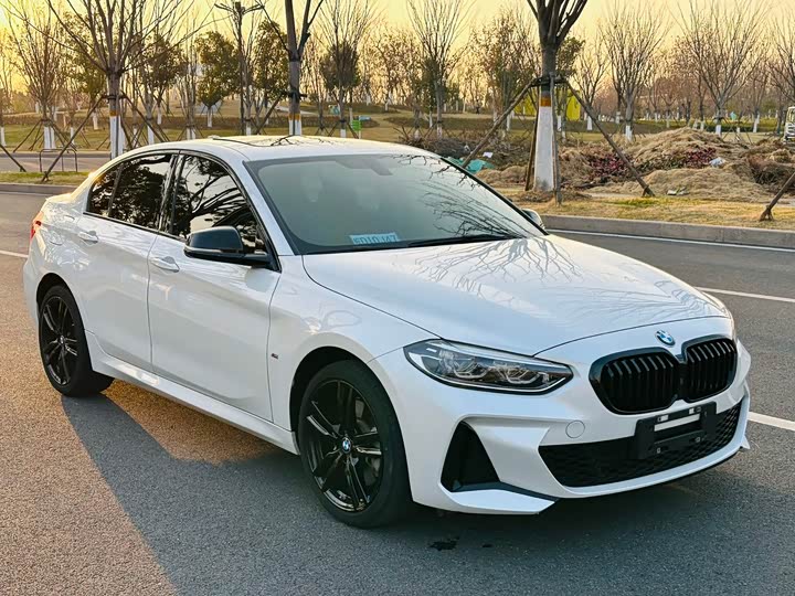 BMW 1 Series 2023 2023款 125i M运动曜夜版