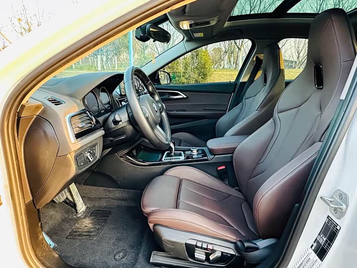 BMW 1 Series 2023 2023款 125i M运动曜夜版