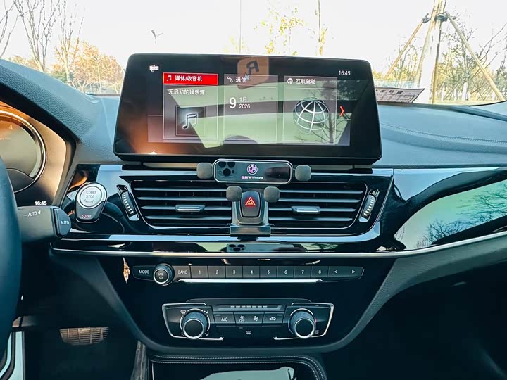 BMW 1 Series 2023 2023款 125i M运动曜夜版