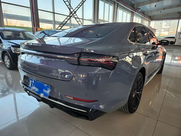 Geely Preface L 2024 2024款 油混 1.5TD 天宫版