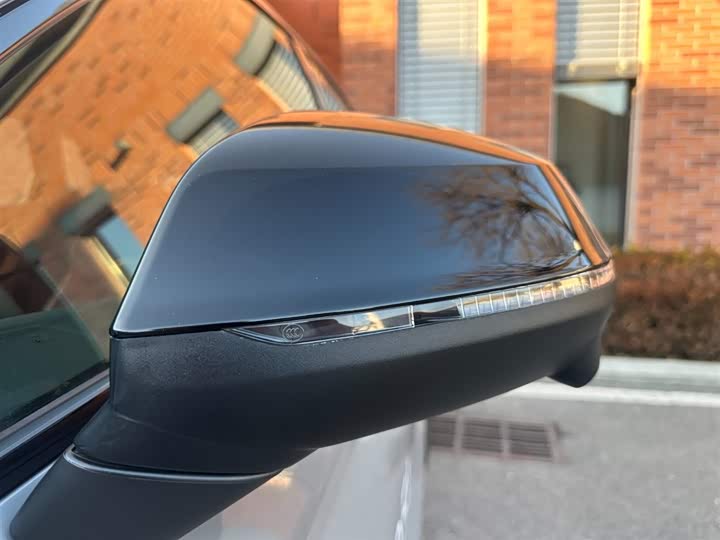 Audi Q5L 2025 2025款 40 TFSI 豪华动感型