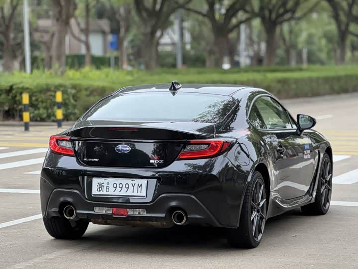 Subaru BRZ 2023 2023款 2.4L 自动10周年纪念版EyeSight