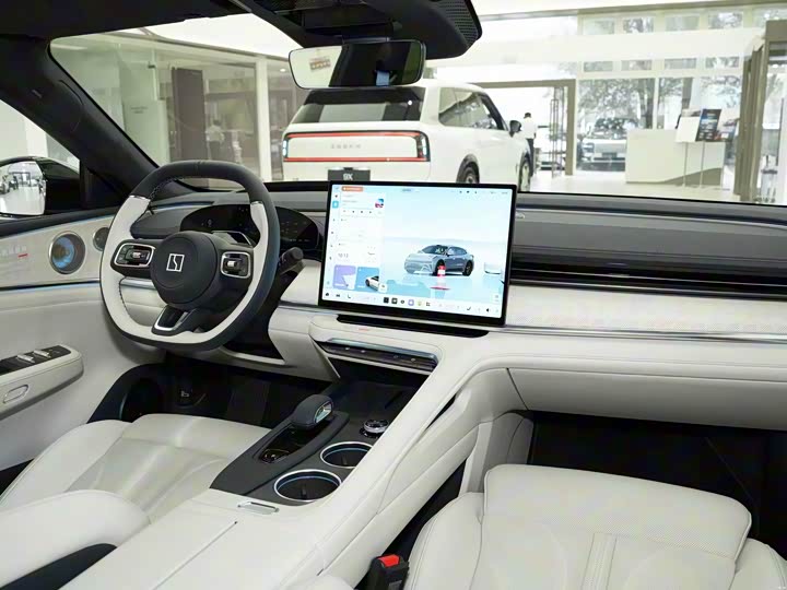 Zeekr 001 2026 2026款 103度四驱 Ultra版