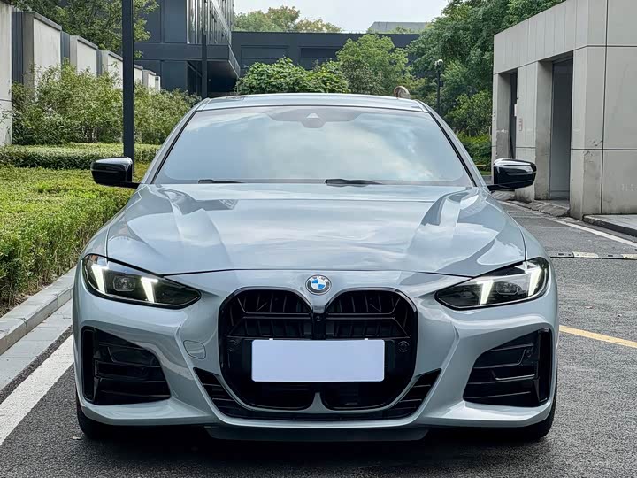 BMW 4 Series 2024 2024款 430i M运动曜夜套装
