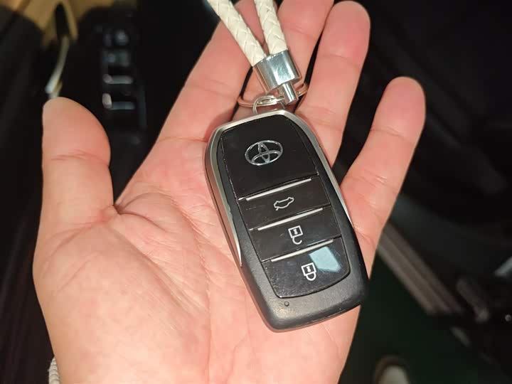 Toyota Avalon 2024 2024款 2.0L 豪华版