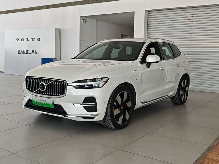 Volvo XC60 Hybrid 2025 2025款 插电式混动 长续航四驱智雅豪华版