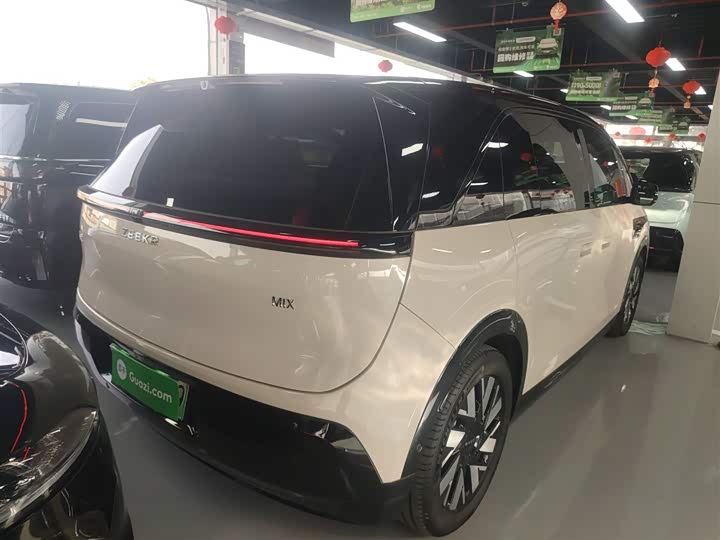 Zeekr Mix 2025 2025款 长续航智驾版