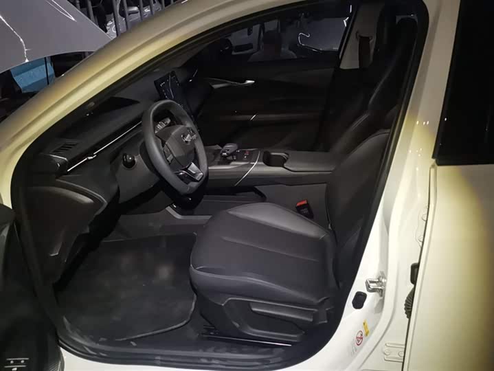 Changan Eado Plus 2024 2024款 1.5T GDI自动 尊贵型