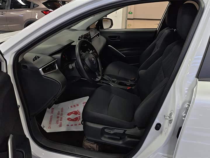 Toyota Corolla Cross 2024 2024款 2.0L 智能电混双擎 先锋版