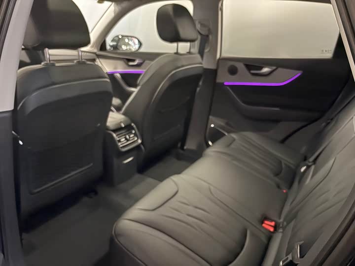 Hongqi HS5 2025 2025款 2.0T 两驱旗享Pro版