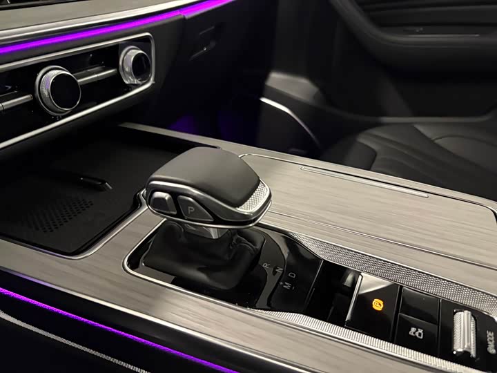 Hongqi HS5 2025 2025款 2.0T 两驱旗享Pro版