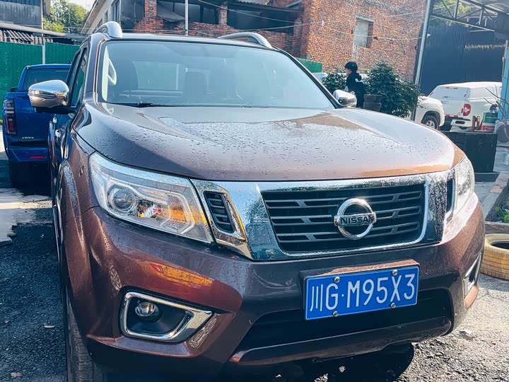 Nissan Navara 2021 2021款 2.5L 自动四驱智尊型QR25