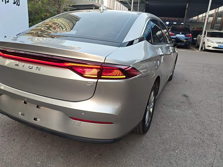 GAC Aion S 2023 2023款 魅 580 磷酸铁锂