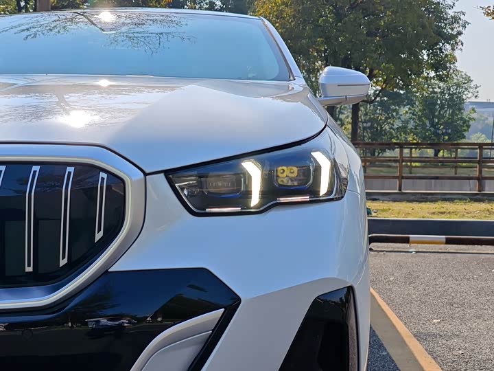 BMW 5 Series 2025 2025款 530Li 尊享型 M运动套装