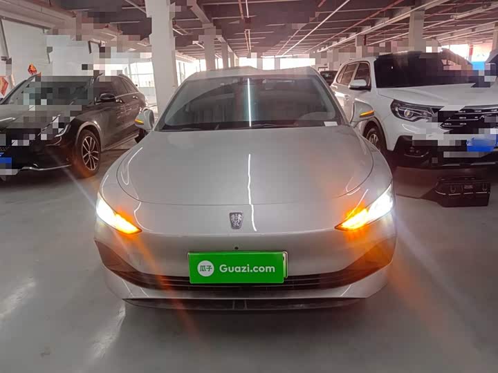 Roewe D7 2023 2023款 DMH 125km 旗舰版
