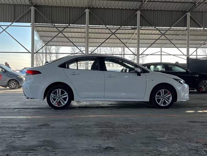 Toyota Levin 2022 2022款 双擎 1.8H E-CVT尊享版