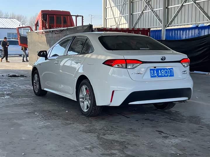 Toyota Levin 2022 2022款 双擎 1.8H E-CVT尊享版