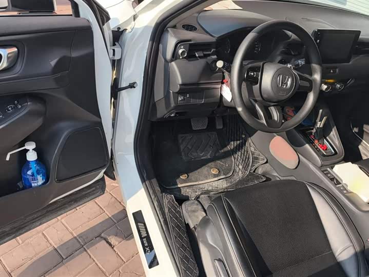 Honda Vezel 2023 2023款 1.5L CVT精英版