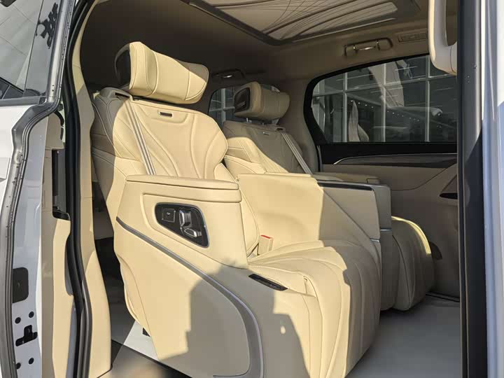 Buick GL8 Hybrid 2025 2025款 陆尚 先享版 7座