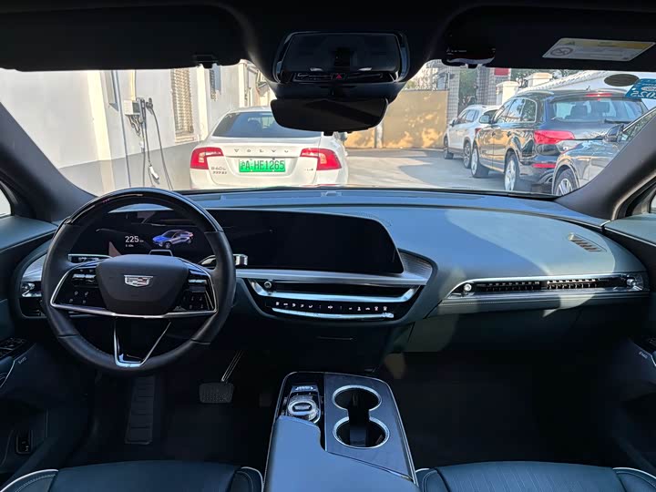 Cadillac Lyriq 2022 2022款 四驱高性能尊贵版