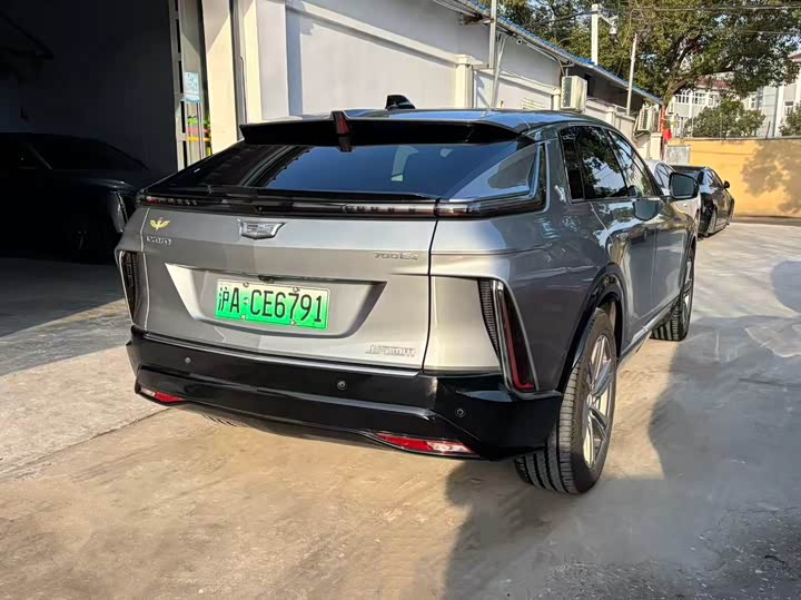 Cadillac Lyriq 2022 2022款 四驱高性能尊贵版