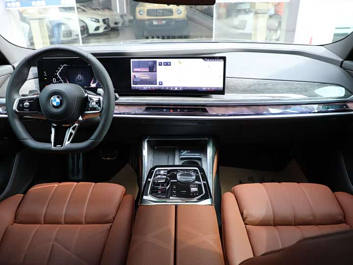BMW 7 Series 2023 2023款 改款 740Li 尊享型 M运动套装