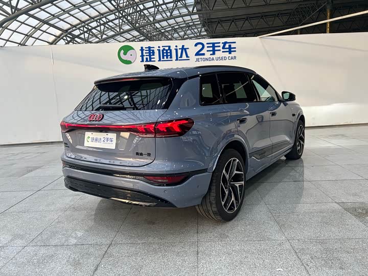 2026 Audi Q6L e-tron