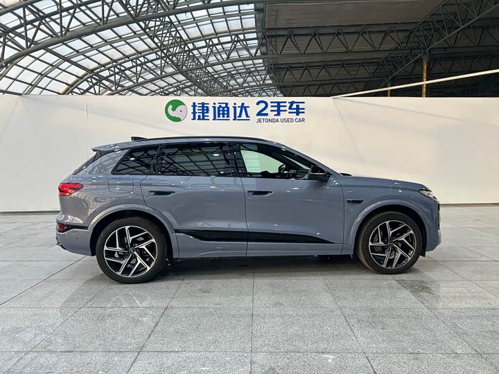 2026 Audi Q6L e-tron