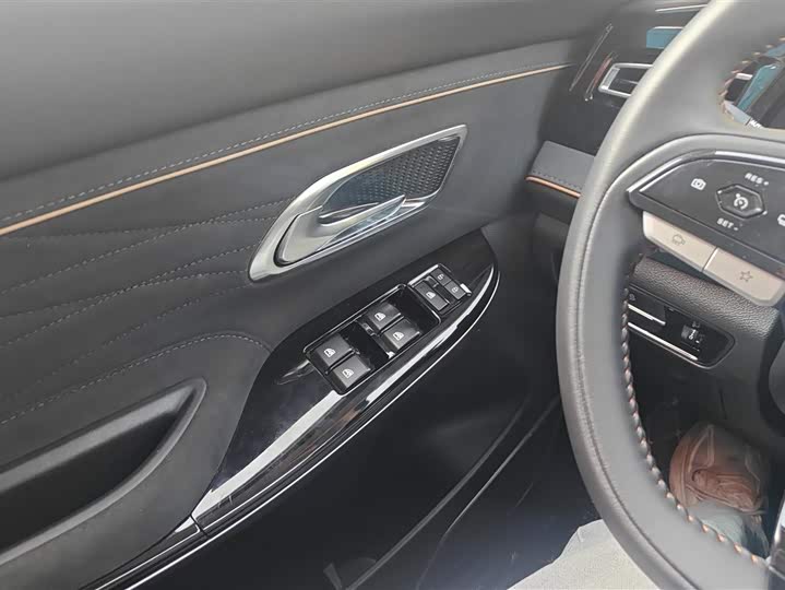 Changan Oshan X7 Plus 2023 2023款 畅享版 1.5T自动尊贵型