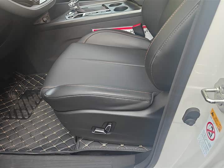 Changan Oshan X7 Plus 2023 2023款 畅享版 1.5T自动尊贵型