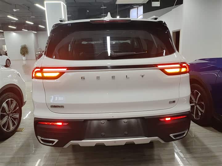 Geely Okavango 2022 2022款 1.8TD 自动尊贵型 7座