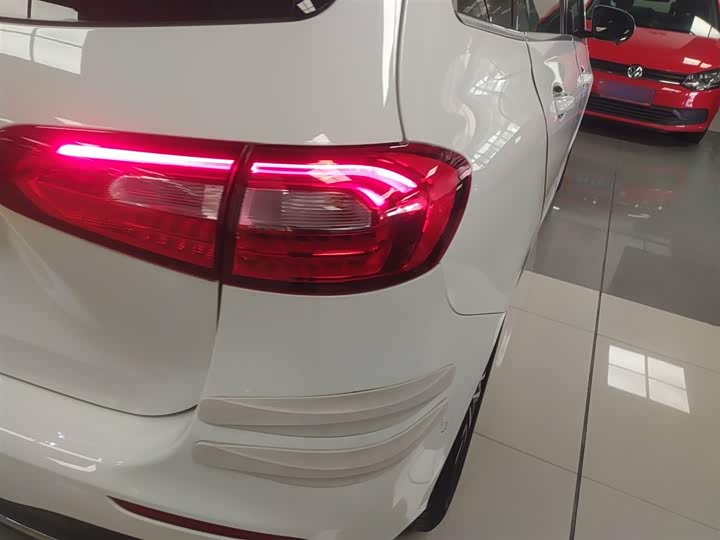 Mercedes-Benz B-Class 2021 2021款 B 180 时尚型