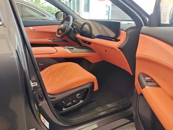 Changan CS75 Plus 2025 2025款 第四代 1.5T 新蓝鲸 智慧尊享型