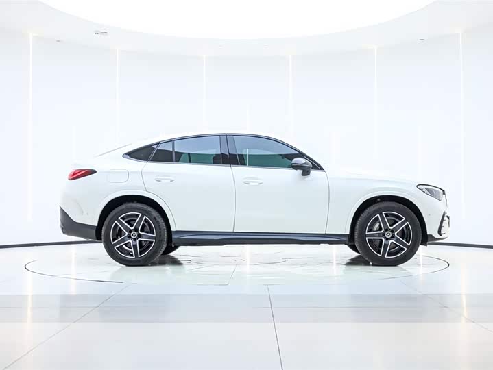 Mercedes-Benz GLC-Class Coupe 2024 2024款 GLC 260 4MATIC 轿跑SUV