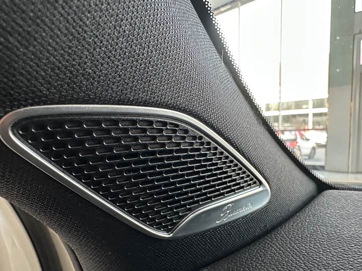 2025 Mercedes-Benz EQB