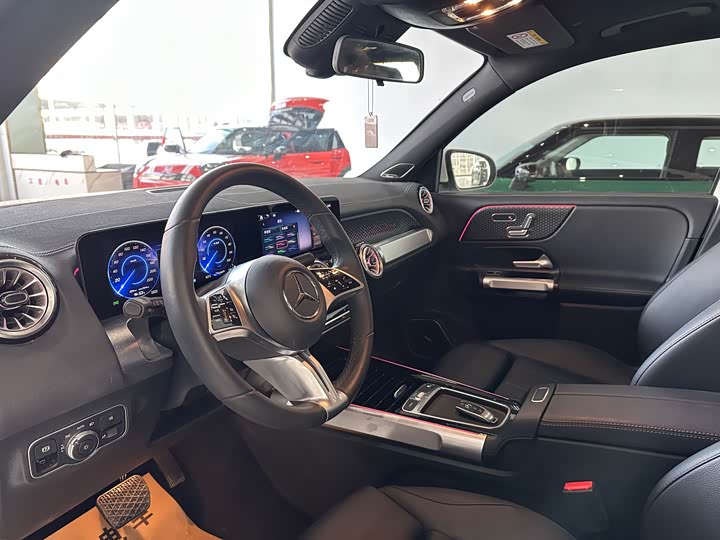 Mercedes-Benz EQB 2025 2025款 EQB 260