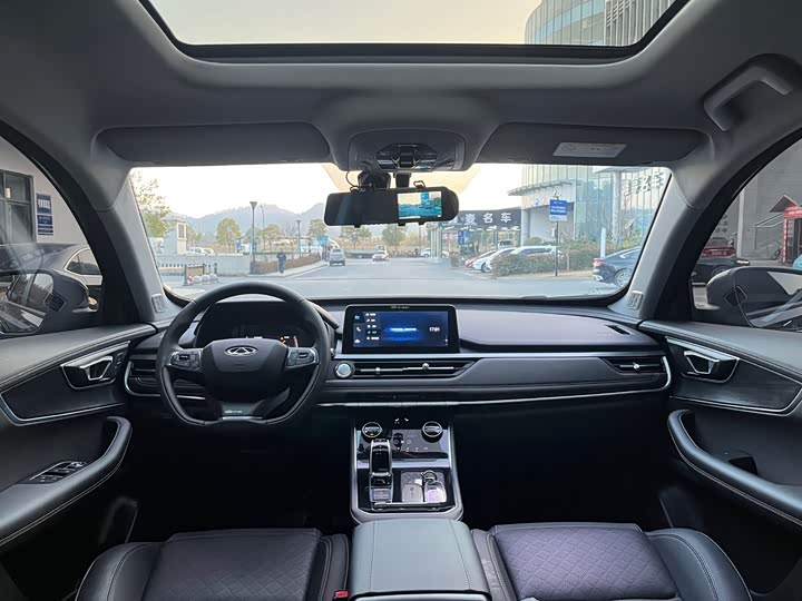 Chery Tiggo 8 2025 2025款 卓越版 230TCI 自动豪华版 5座