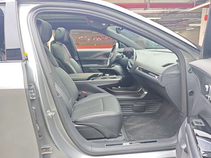 Cadillac Lyriq 2022 2022款 后驱长续航豪华版