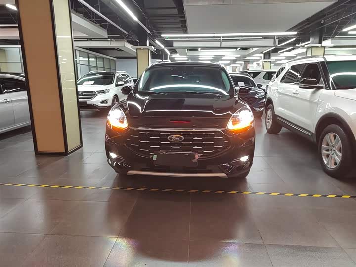 Ford Escape 2020 2020款 EcoBoost 245 两驱耀享款