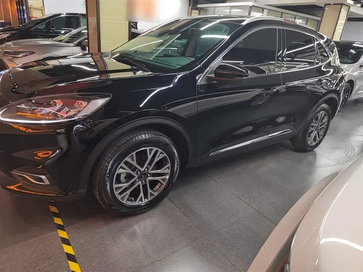 Ford Escape 2020 2020款 EcoBoost 245 两驱耀享款