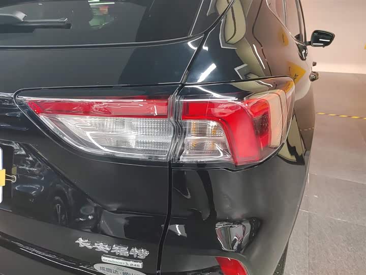 Ford Escape 2020 2020款 EcoBoost 245 两驱耀享款