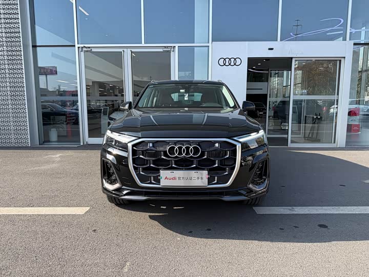 Audi Q7 2025 2025款 55 TFSI quattro S line运动型