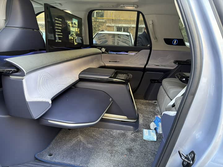 Lincoln Navigator One 2022 2022款 3.5T 领航员壹号